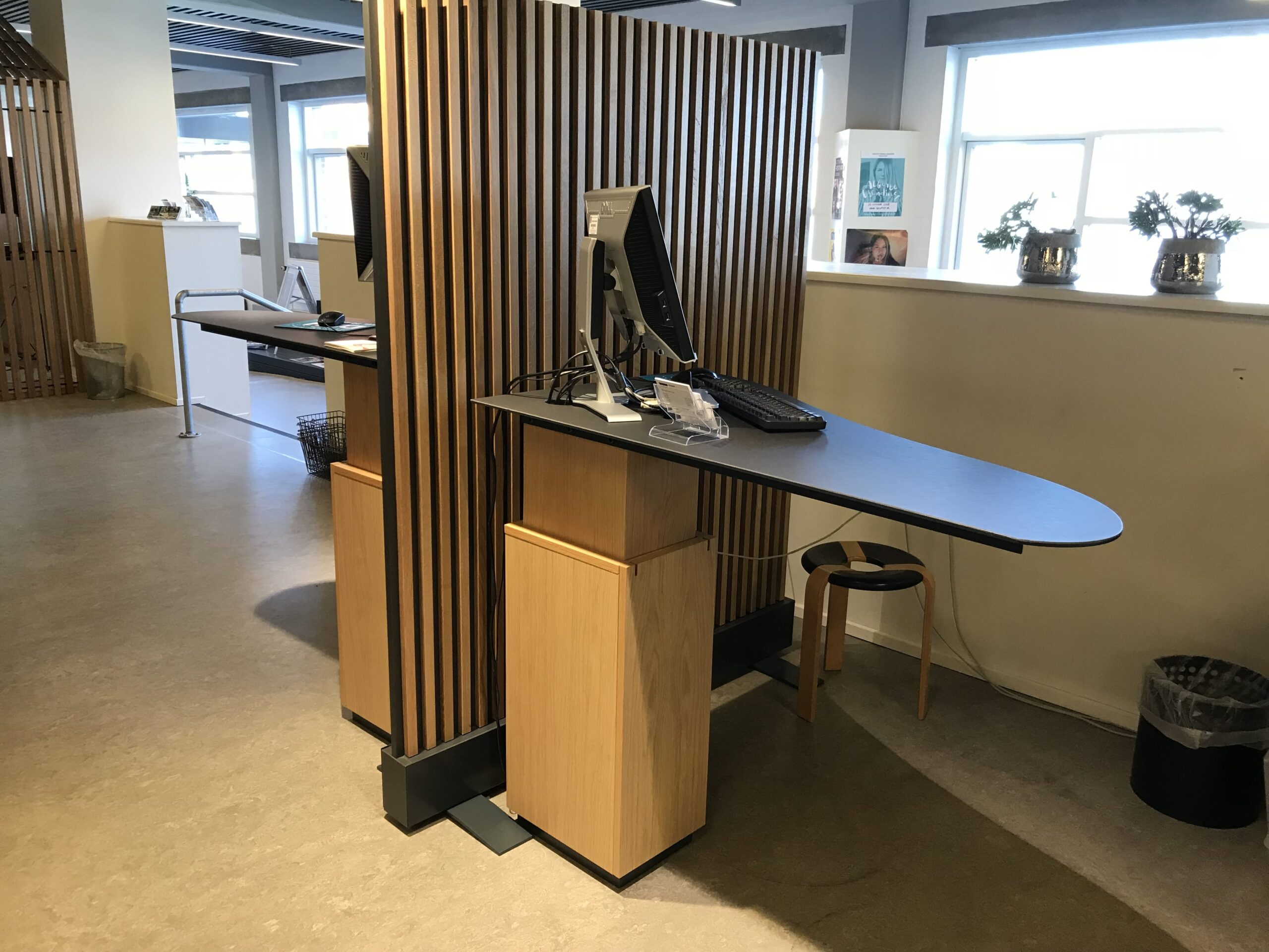indretning bord bibliotek